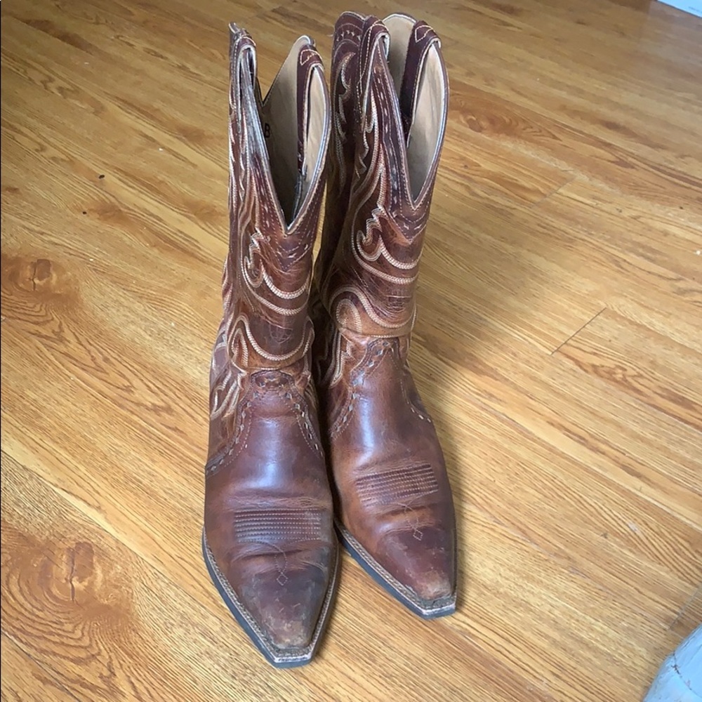 Ariat Pointed Toe Boots